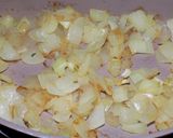 Foto del paso 4 de la receta: Fideos nidos con Txistorra y espinacas