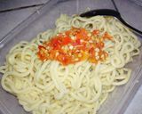 Foto langkah ke 2 dari resep Mie sambel bawang.