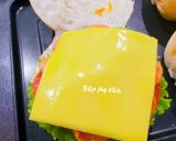 Hình bước làm 6 của món Hamburger Gà Rán