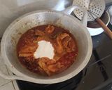 Foto langkah ke 4 dari resep Rendang Ayam bumbu instan.