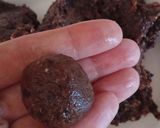 Aszalt szilvás-diós golyók recept fázis 3 fotója
