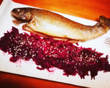 Foto del paso 6 de la receta: Trucha con carpaccio de remolacha