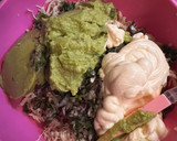 Foto del paso 2 de la receta: Mezcla de pollo desmenuzado, mayonesa y ‘aguacate’ para bocadillos y tostadas
