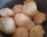 दहीवडे (dahi vade recipe in marathi) रेसिपी स्टेप 4 फोटो 