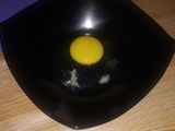 Telur dadar isi