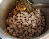 மீல் மேக்கர் கிரேவி சிக்கன் கிரேவிஸ்டைல்(vegசாப்பிடுபவர்களுக்கு)(meal maker gravy recipe in tamil) ரெசிபி ஸ்டேப் 4 புகைப்படம்