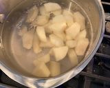 A picture of step 1 of Chicken Noodle Soup.