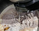 Foto langkah ke 2 dari resep Bolu coklat gula-gula.