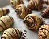 Csupa csokis kiflik recept fázis 4 fotója