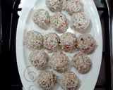 รูปขั้นตอนการทำที่ 2 ของ ข้าวเหนียวมีทบอล sticky rice meatballs (meatballs with sticky rice)