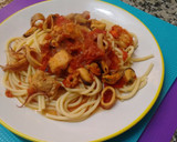 Foto del paso 11 de la receta: Salsa de frutos de mar con fideos