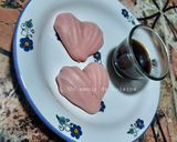 A picture of step 11 of Heart Meringues ❤.