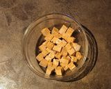 Foto del passaggio 2 della ricetta Tofu alle clementine su letto di riso Carnaroli