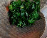A picture of step 2 of Chingri diye kochu shaak.