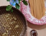 Foto del paso 1 de la receta: Spaghetti aglio e olio 🍝 🇮🇹 "Espaguetis" con ajo y aceite 🍝 🇦🇷