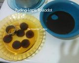 Foto langkah ke 3 dari resep Puding Lapis Polkadot Gampang Buatnya.