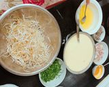Hình bước làm 2 của món Bánh xèo miền Trung