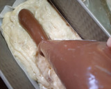 Foto del paso 4 de la receta: Budín de banana, dulce de leche y nueces