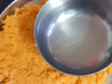 ટોપરા પાક (Topra Paak Recipe In Gujarati)