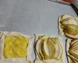 Foto del paso 5 de la receta: Facturas simples con tapas de empanadas de manzana y pera