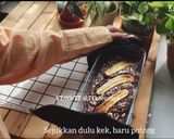 Gambar langkah 7 resipi Banana oatmeal cake.