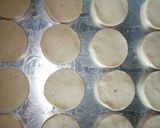 Foto langkah ke 4 dari resep Kue kacang super renyah.