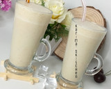 A picture of step 4 of Dates banana shake.
