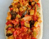 Foto del paso 9 de la receta Coca de pisto, anchoas y huevo