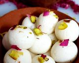 छैना रसगुल्ले (chena rasgulle recipe in HIndi) रेसिपी चरण 7 फोटो