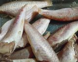 Hình bước làm 1 của món Thịt vai heo kho cá phèn hồng