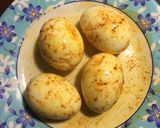A picture of step 2 of Egg Hara Masala.