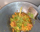 Foto langkah ke 5 dari resep Lele santan pedas.