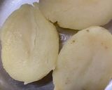 A picture of step 1 of Kulle Chaat or Kuliya, an old Delhi style.