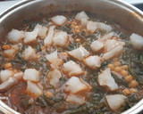 Foto del paso 8 de la receta: Potaje de garbanzos, espinacas y bacalao con toque picante