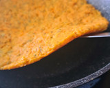Foto del paso 2 de la receta: Pizza ligera con base de zanahoria al sartén