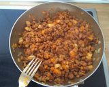 Foto del paso 5 de la receta: Calabacines rellenos vegetarianos