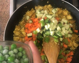 Foto del paso 1 de la receta: Pollo con arroz receta más fácil, rica y rápida /comida de Marruecos