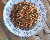 Foto del paso 8 de la receta Garbanzos con morcilla de piñones
