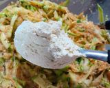 Foto del paso 2 de la receta: Tortita de verduras 🥕🥒 rápido, bueno y barato