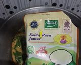 Foto langkah ke 4 dari resep Gulai Daun Singkong.
