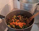 Foto del paso 5 de la receta: Tarta colorida de puerros y zanahorias, lechugas sin harina🥬🥕🥕