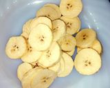 A picture of step 2 of Plantain ring.