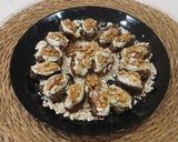 Foto del paso 5 de la receta: Dátiles Rellenos de Queso Crema y Tahini