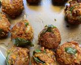 A picture of step 6 of Papad Pakore.