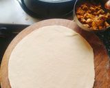 A picture of step 2 of Gur ki Roti (jaggery stuffed paratha) 😋 sweet paratha 😋.