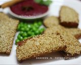 A picture of step 5 of Sesame Chicken Toast with Beetroot-star anise dip.