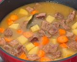 Foto langkah ke 7 dari resep Beef Stew Kuah Saffron.
