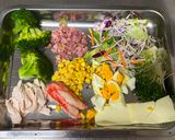 A picture of step 2 of Salad Gift.