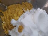 Bolu labu kuning panggang lembut topping keju