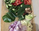 Foto langkah ke 2 dari resep Sayur Ikan Tongkol Pindang.